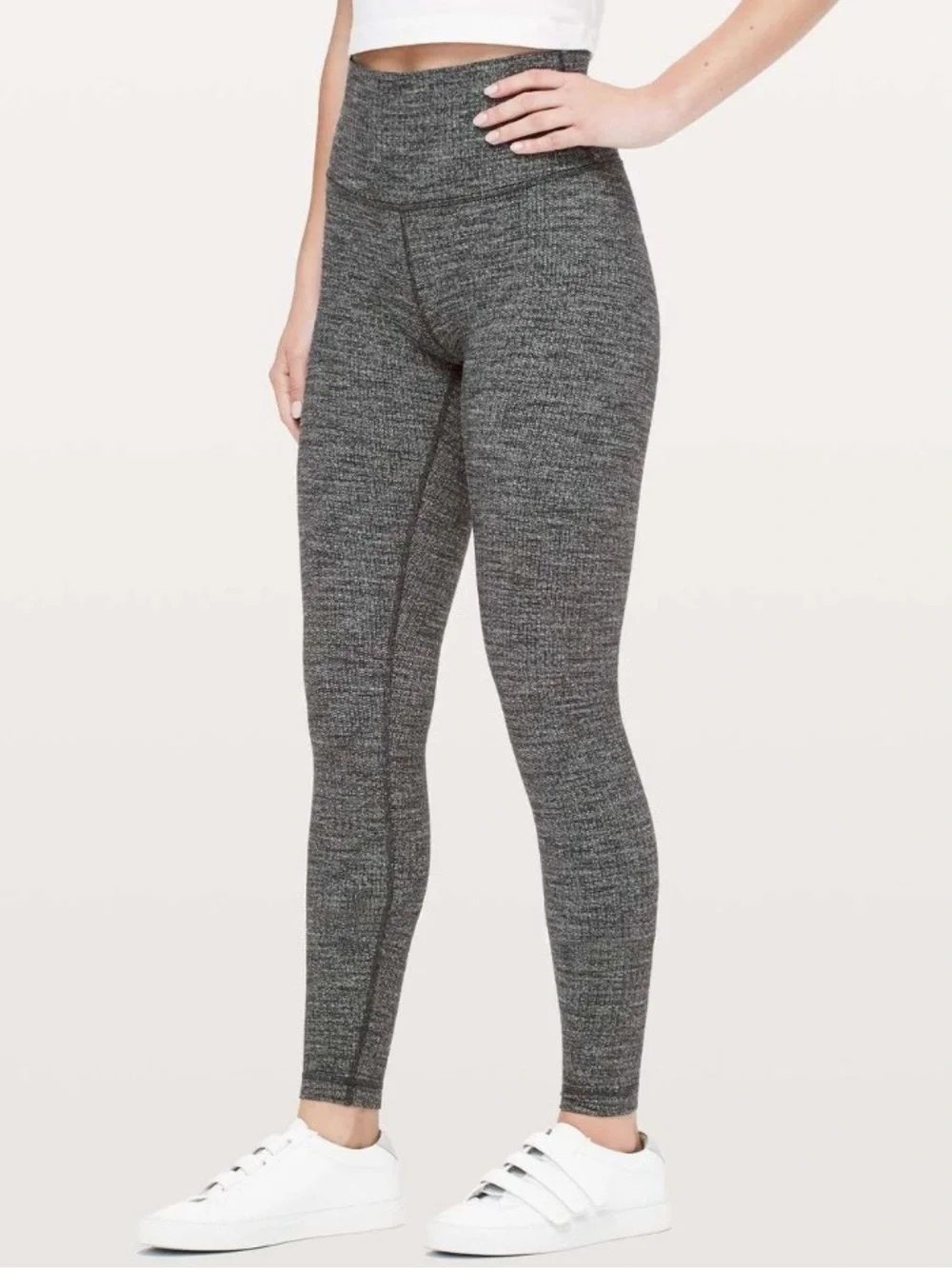 Lululemon wunder under high waisted leggings size 6